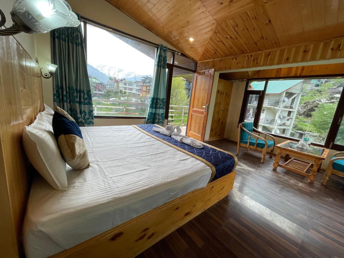 The Radhika - A Luxury Resort In Mountains Manāli Esterno foto